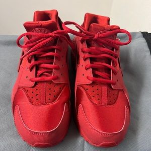 Women’s Red Huarache